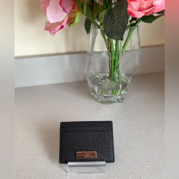 kenzie limited edition small slim card holder Kate Spade Kenzie Large Slim Card Holder - KI985 main image 1